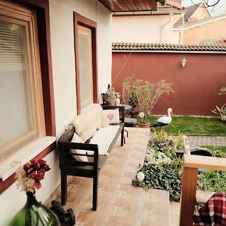 Kishaz Apartman エゲル エクステリア 写真