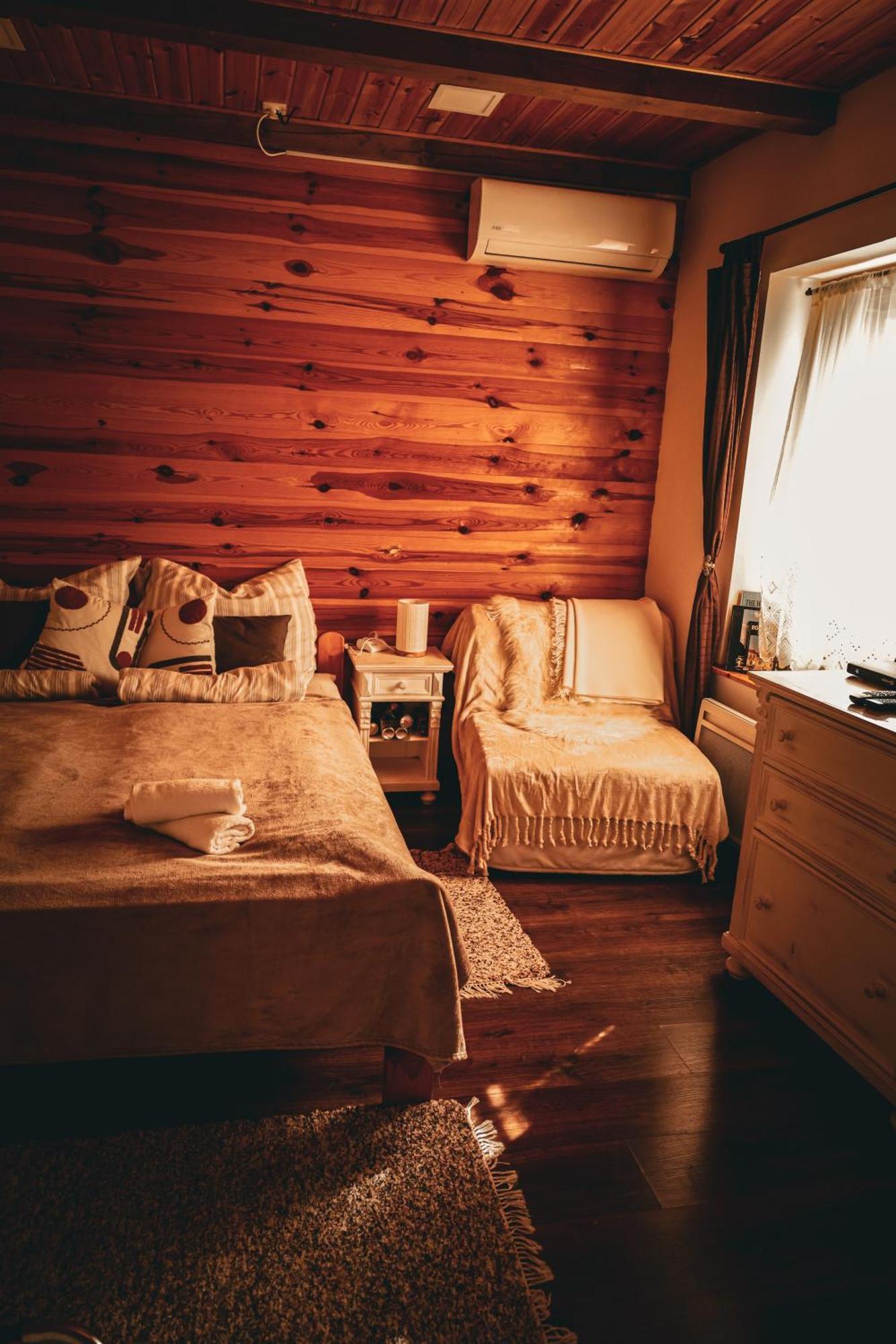 Kishaz Apartman エゲル エクステリア 写真